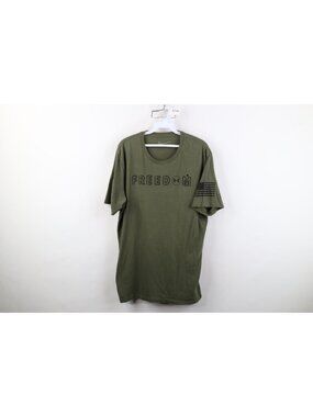Under Armour Military Mens Large Distressed Spell Out Freedom USA Flag T-Shirt